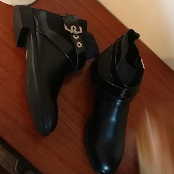Zara Shoes - Black Zara boots